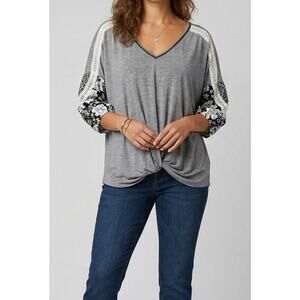 Fate + Fortune XL Gray V Neck Top Rayon Spandex Twist Waist Lace Detail Sleeves